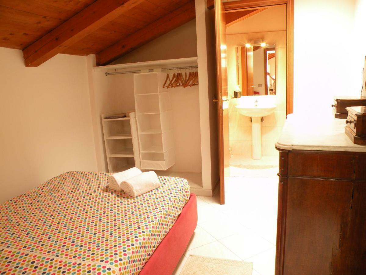 Deliziosa Mansarda Nel Quartiere Marina - Cagliari Q8577 Apartman Kültér fotó