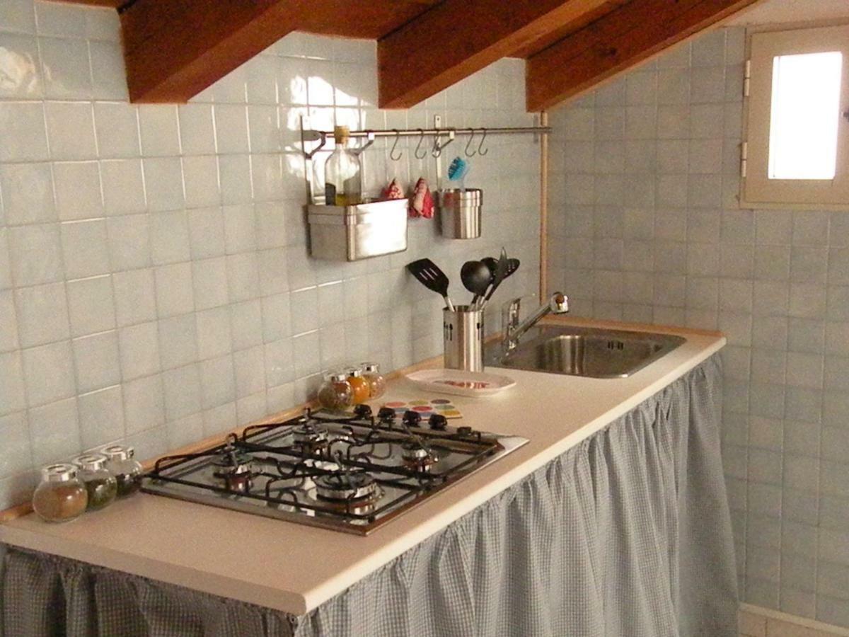 Deliziosa Mansarda Nel Quartiere Marina - Cagliari Q8577 Apartman Kültér fotó