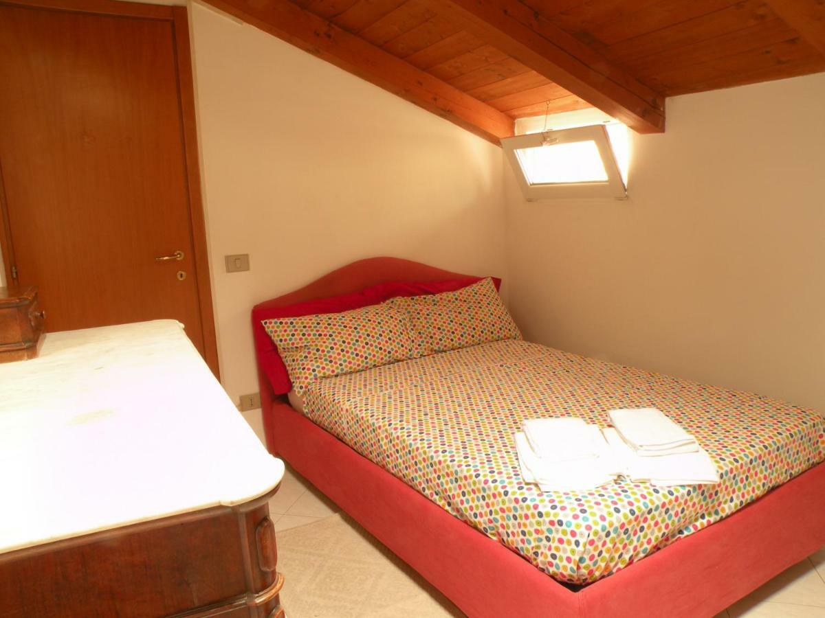 Deliziosa Mansarda Nel Quartiere Marina - Cagliari Q8577 Apartman Kültér fotó
